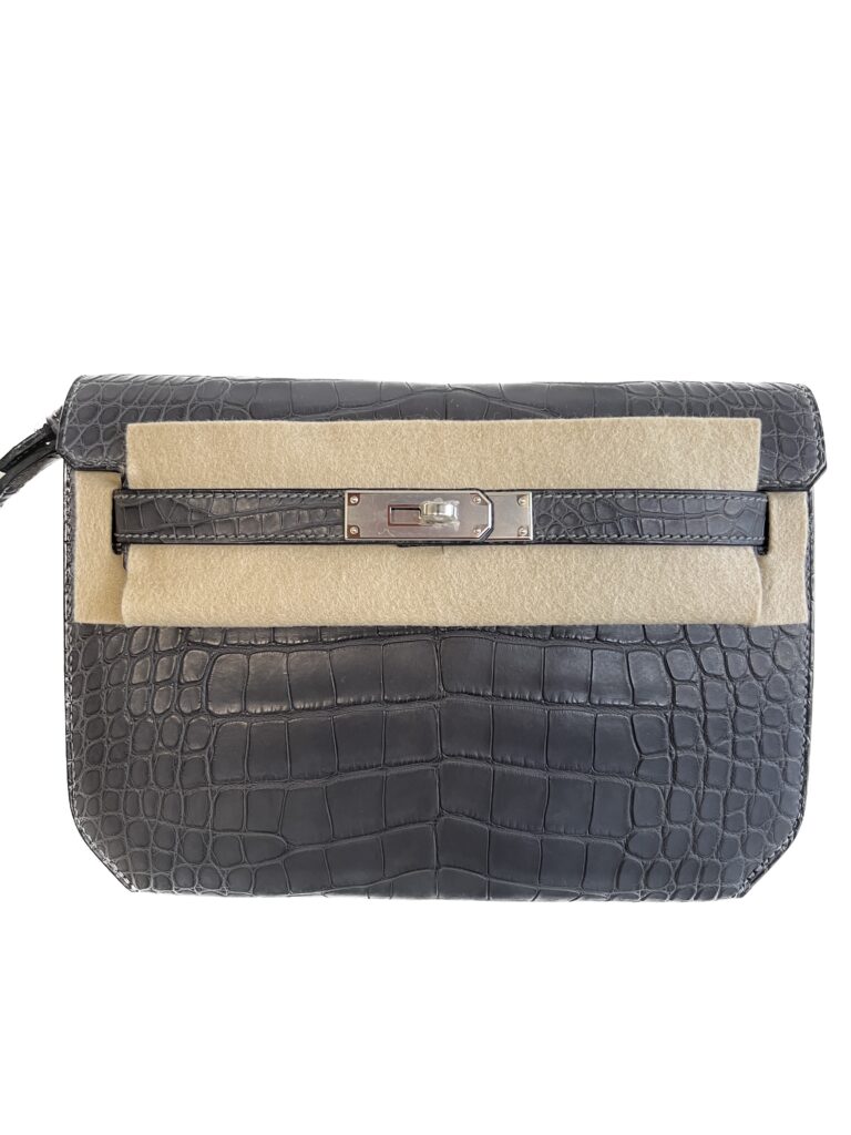 Hermès Kelly Depeche 25 Black Alligator Mississippiensis With