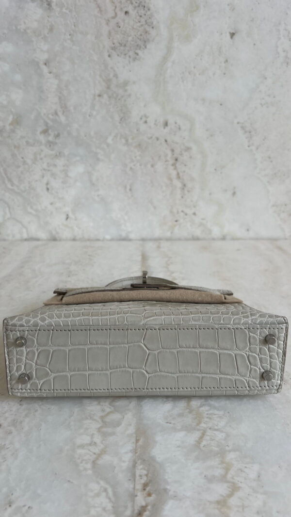 Hermès Mini Kelly Beton Alligator Mississippiensis With Silver Hardware