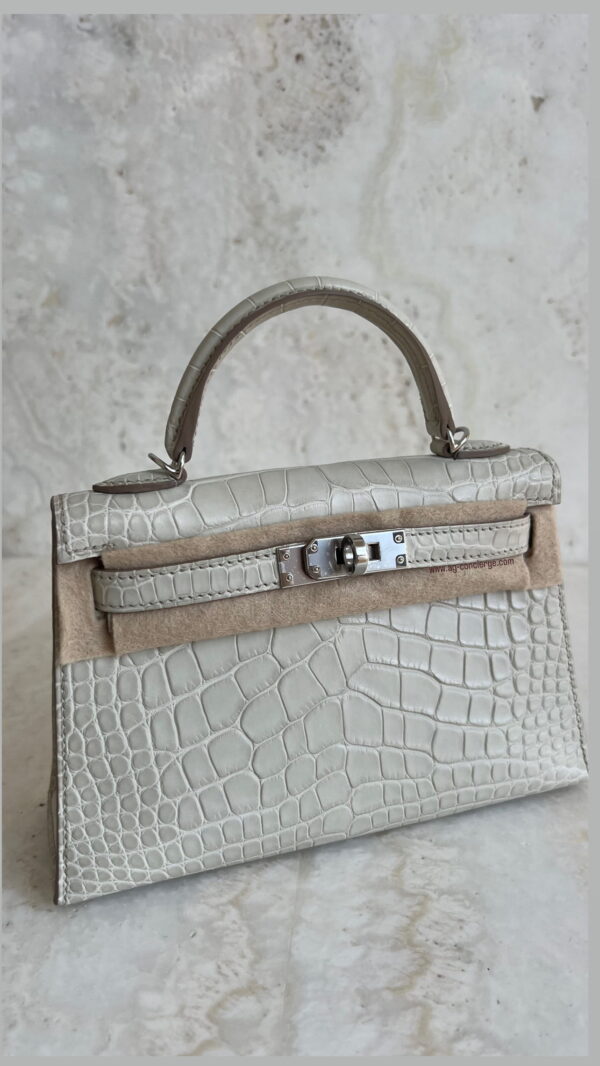 Hermès Mini Kelly Beton Alligator Mississippiensis With Silver Hardware