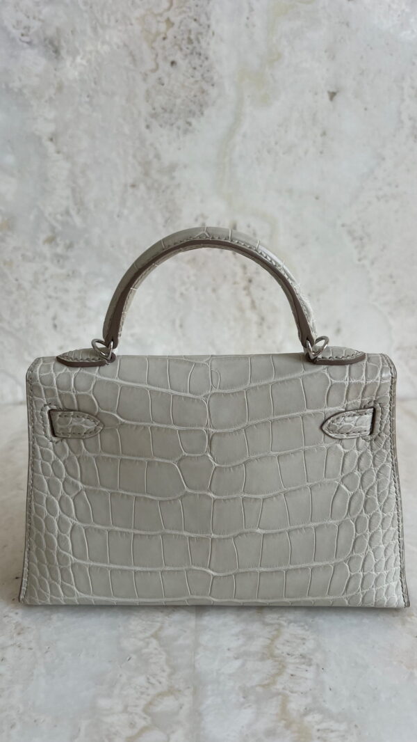 Hermès Mini Kelly Beton Alligator Mississippiensis With Silver Hardware