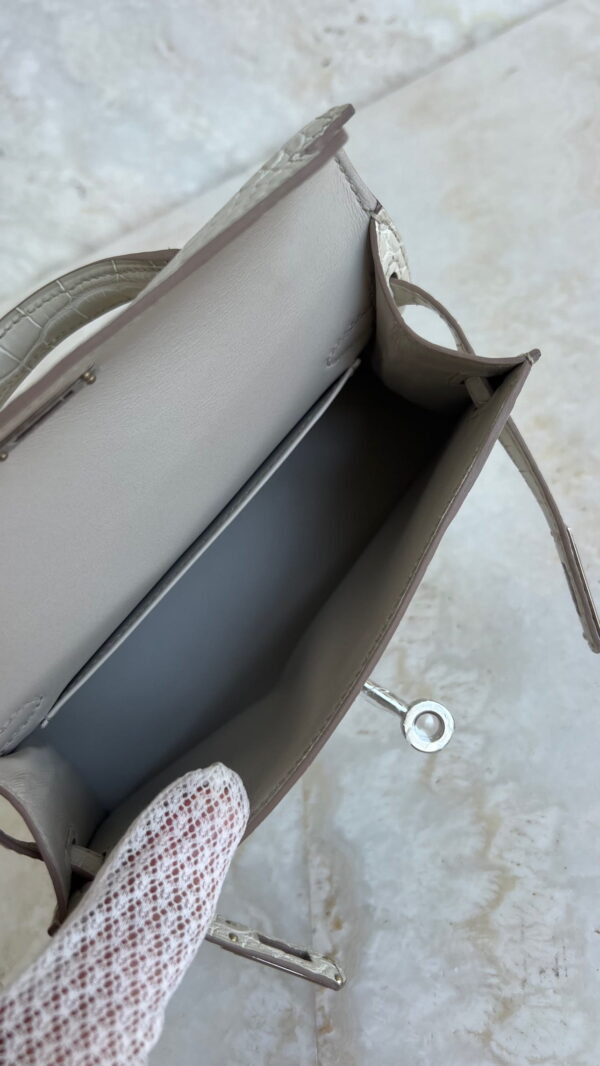 Hermès Mini Kelly Beton Alligator Mississippiensis With Silver Hardware